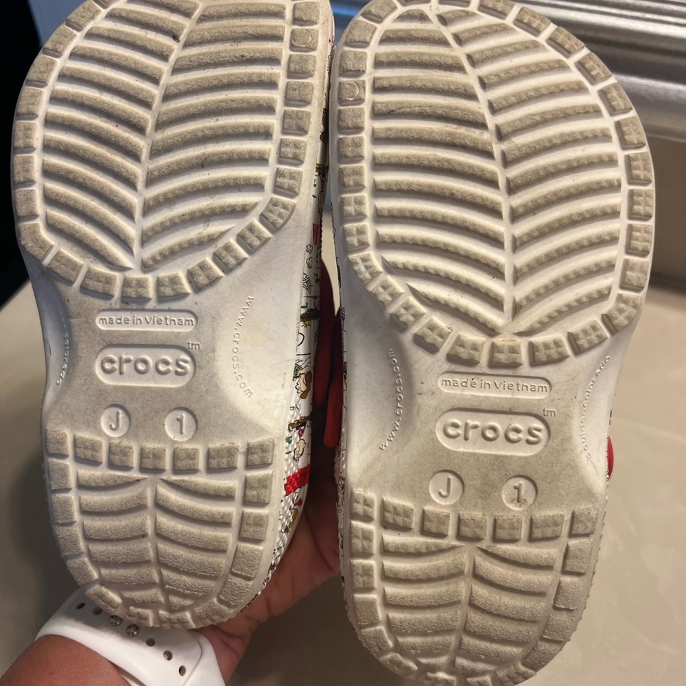 Peanuts kids Croc Clogs size J1 - Picture 7 of 13